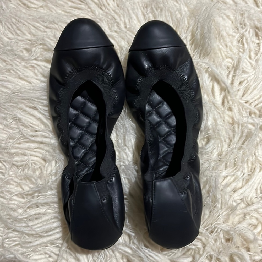 CHANEL Black Quilted Cap Toe Ballet Flats